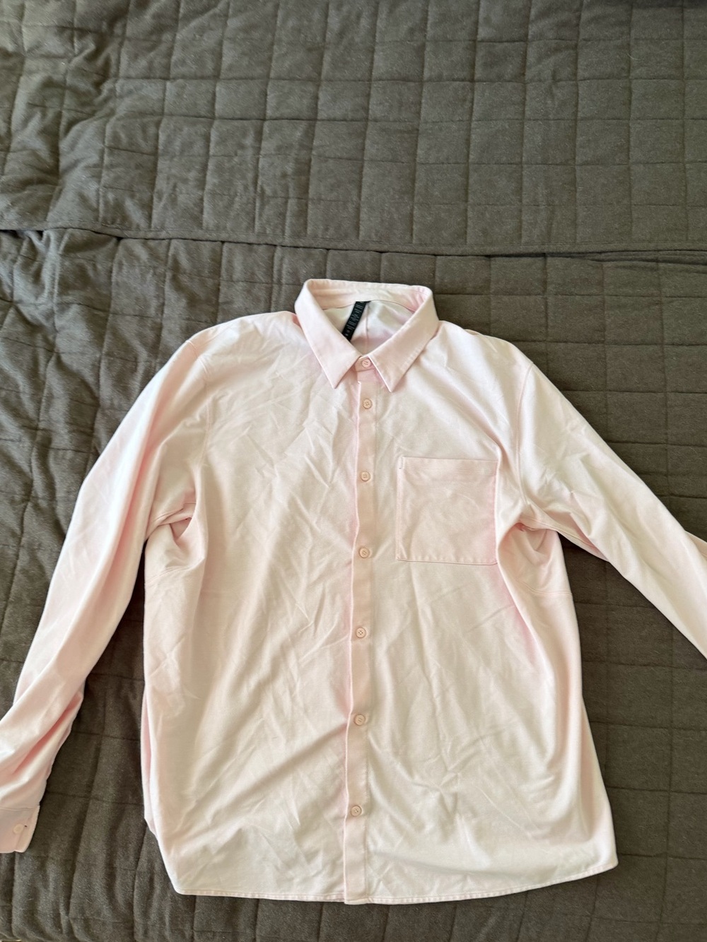 lululemon athletica Men's Pale Pink Long-Sleeve Button-Up Shirt